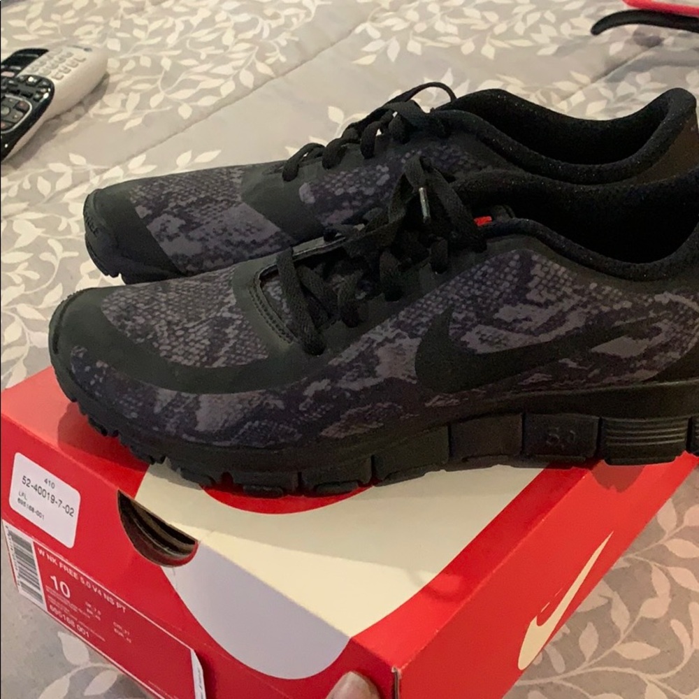 Ladies Nike Free 5.0